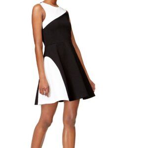 Bar III Black and Off White Sleeveless Skater Fit and Flare Dress Juniors Size M